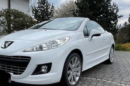 Peugeot 207 162.000 km 2.900 &euro; Neunkirchen 57290