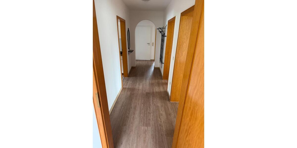Etagenwohnung Bad Emstal - 3.5 Zimmer, 115 m&sup2;, 950&euro; | Angebot:26416298