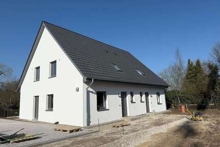 Haus zum Mieten in Schwarzenbek 1.600 € 106.22 m²