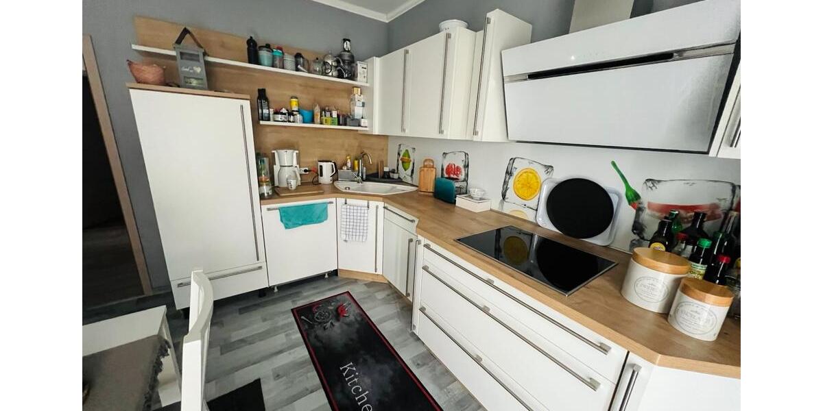 Traumhafte Whg mit großer Dachterrasse und Garten 4 zimmer