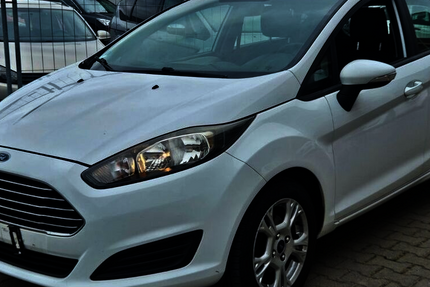 Ford Fiesta 193.500 km 3.499 &euro; düren 52349