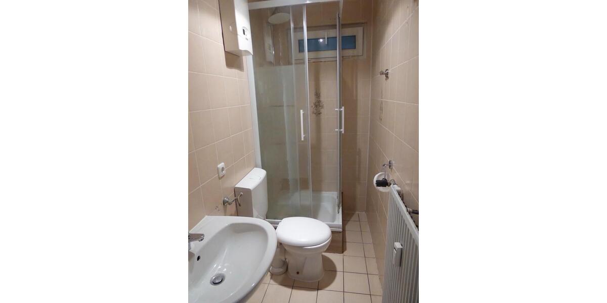 Haus im Haus - tolle 4-Zimmer Wohnung inkl. EBK, Garten, uvm. zimmer