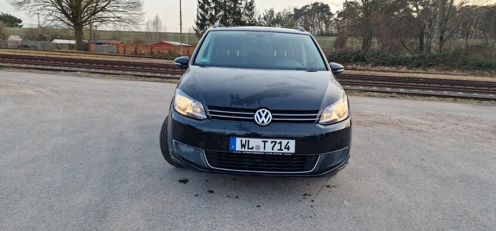 VW Touran 177.500 km 11.000 &euro; Winsen Luhe 21423