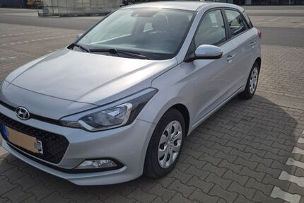 Hyundai i20 33.500 km 7.300 &euro; Viereth-Trunstadt 96191