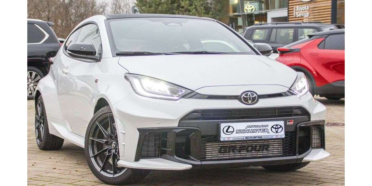 Toyota Yaris 12.600 km 43.980 &euro; Stadtbergen 86391