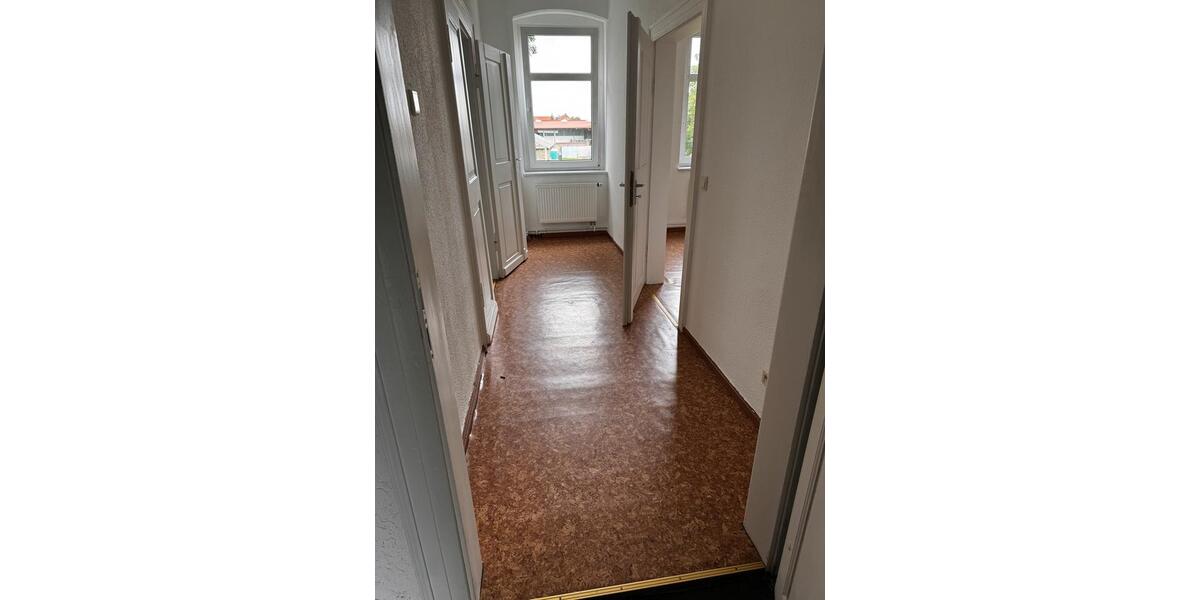 Hochparterre Seegebiet Mansfelder Land - 1 Zimmer, 42 m&sup2;, 490&euro; | Angebot:26162524