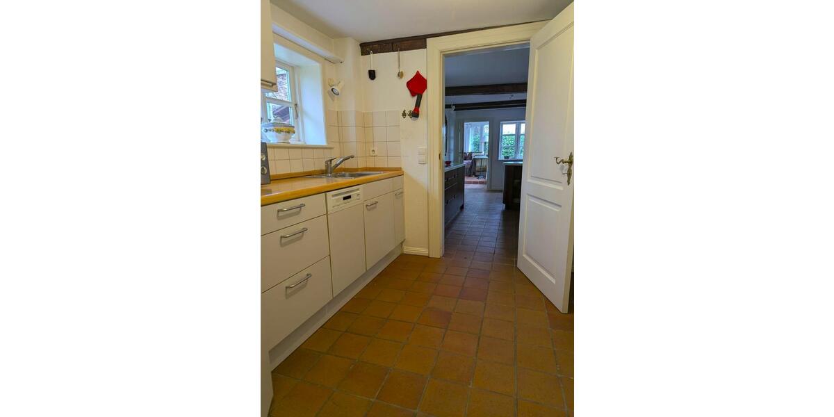 Einfamilienhaus Süderbrarup - 9 Zimmer, 381 m&sup2;, 850.000&euro; | Angebot:27004447