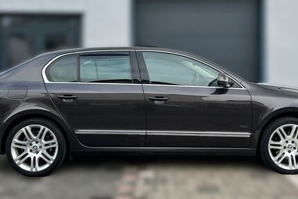 Skoda Superb 175.000 km 5.799 &euro; Herborn 35745