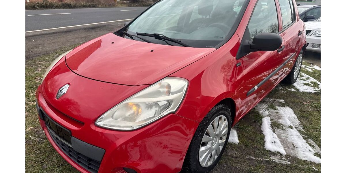Renault Clio 154.548 km 2.999 &euro; Wietzen 31613