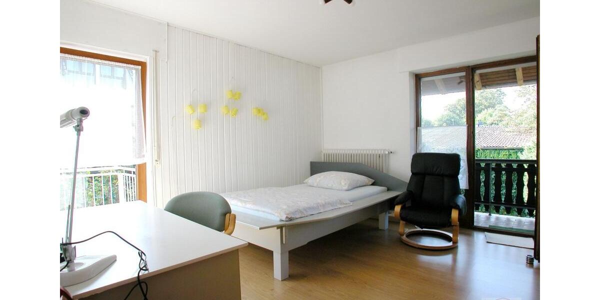 Etagenwohnung Bad Lippspringe - 1 Zimmer, 40 m&sup2;, 650&euro; | Angebot:26354377