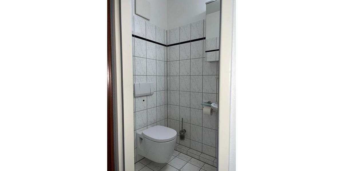 Etagenwohnung Mönchengladbach Süd - 4 Zimmer, 115 m&sup2;, 270.000&euro; | Angebot:26398013