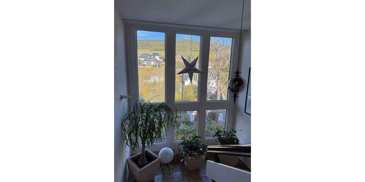 Mehrfamilienhaus, Wohnhaus Schmallenberg Westfeld - 8 Zimmer, 209 m&sup2;, 379.000&euro; | Angebot:24113034