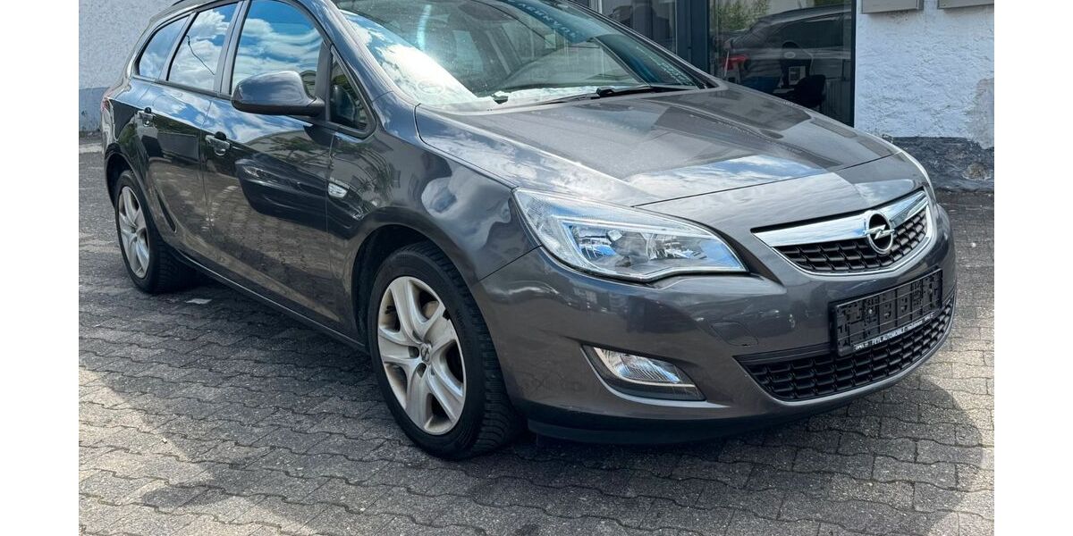 Opel Astra 197.000 km 3.799 &euro; Wiesbaden 65199