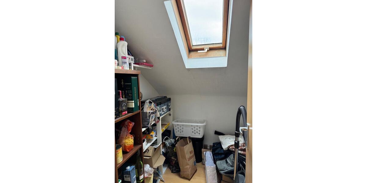 Dachgeschoßwohnung Würzburg Steinbachtal - 3 Zimmer, 75 m&sup2;, 830&euro; | Angebot:25332242