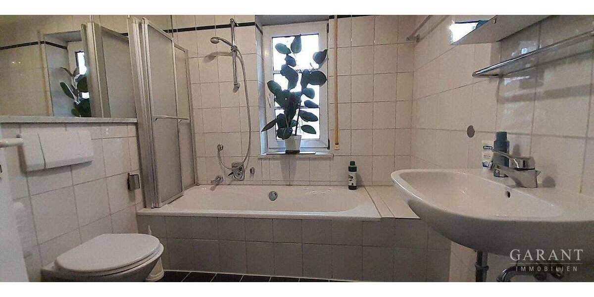 Einfamilienhaus Ochsenhausen - 7 Zimmer, 309 m&sup2;, 649.000&euro; | Angebot:25746477