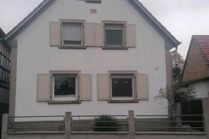 Haus Klingenmünster - 5 Zimmer, 130 m&sup2;, 1.200&euro; | Angebot:26016007