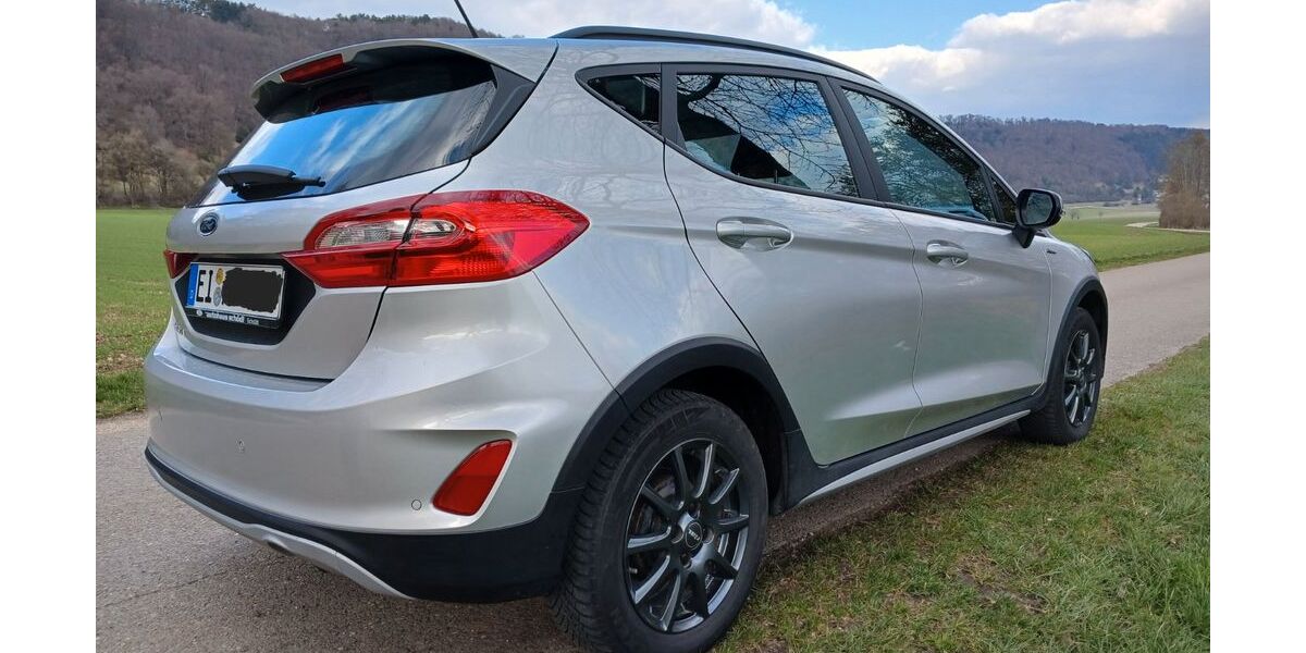 Ford Fiesta 58.000 km 13.500 &euro; Schernfeld 85132