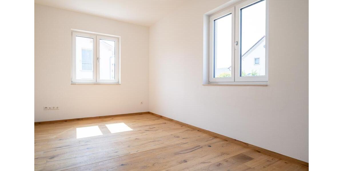 Doppelhaushälfte Aufhausen - 4 Zimmer, 135 m&sup2;, 1.350&euro; | Angebot:25229016