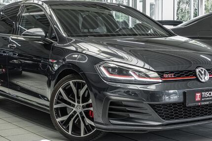VW Golf 92.597 km 21.880 &euro; Villingen-Schwenningen 78056