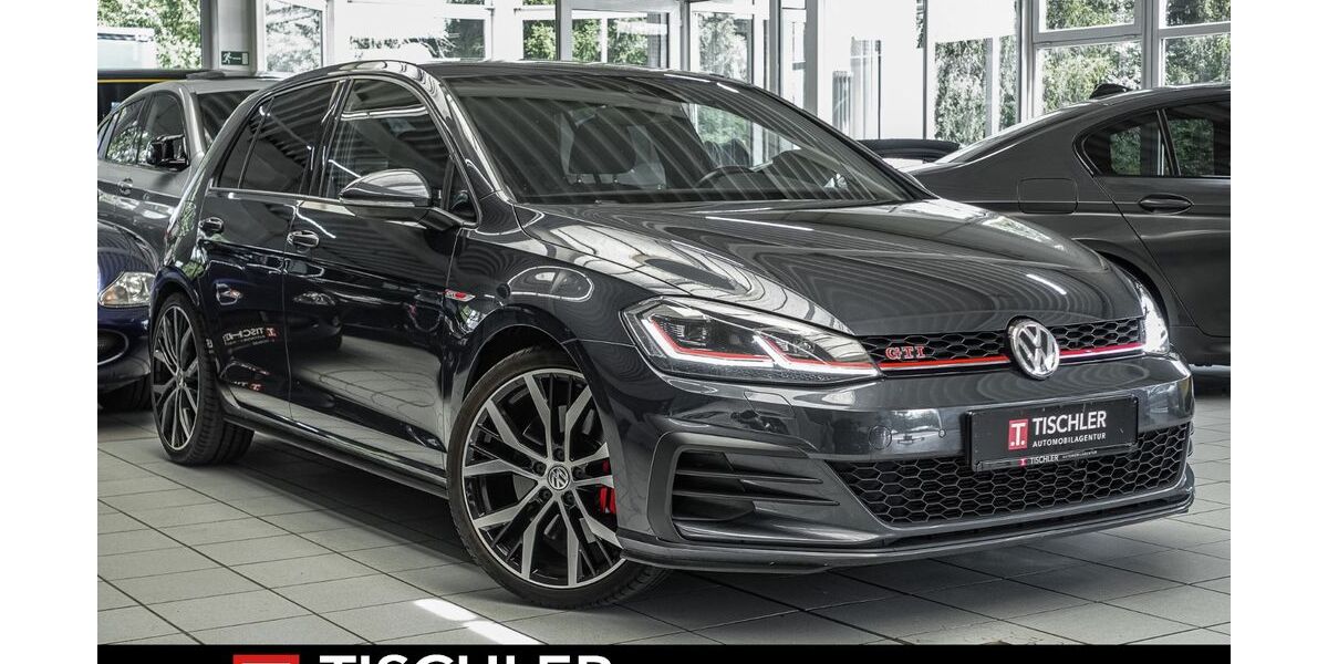 VW Golf 92.597 km 21.880 &euro; Villingen-Schwenningen 78056