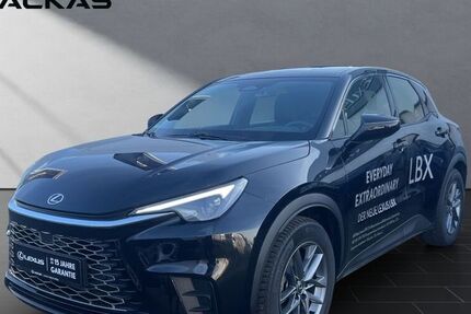 Lexus LBX