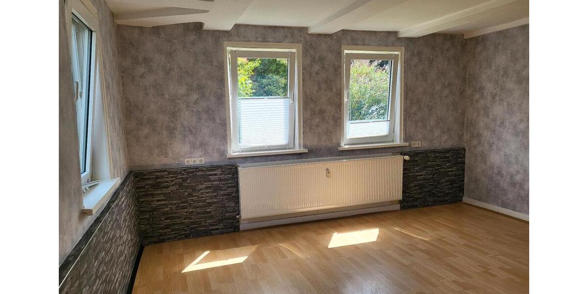 4 Zimmer Haimar Küche, Bad, 98qm 830€ Kaltmiete 4 zimmer