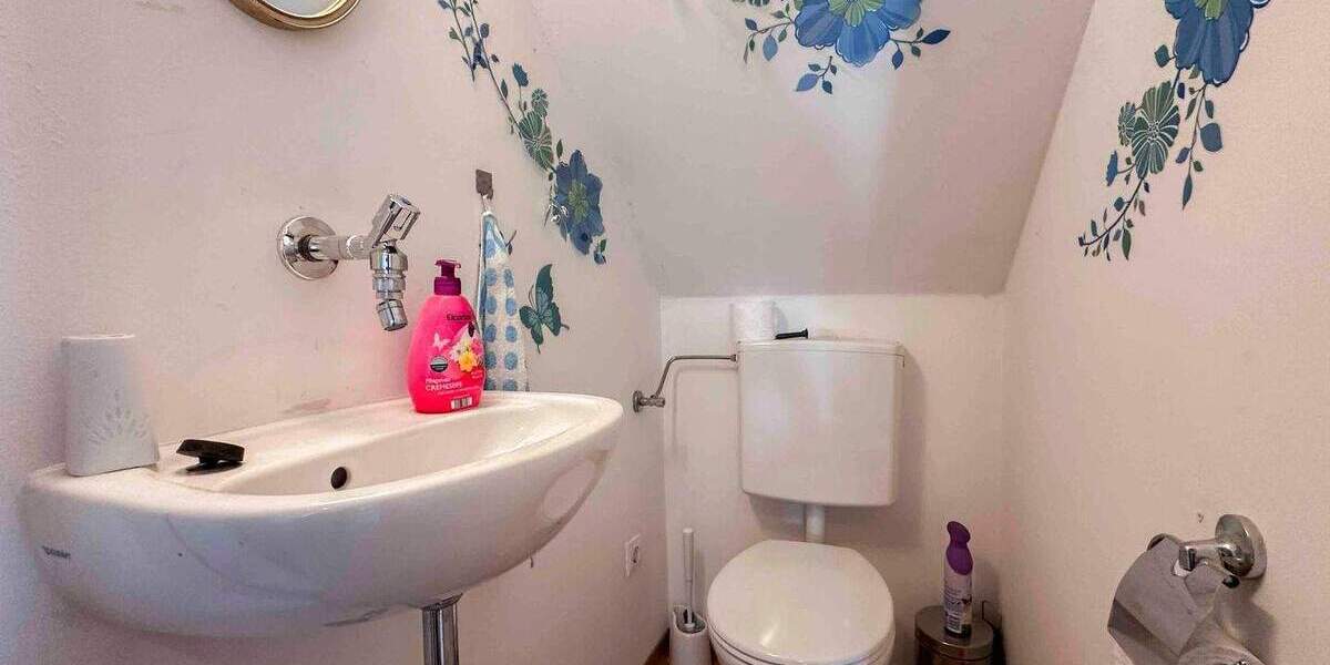 Doppelhaushälfte Nürnberg Schweinau - 8 Zimmer, 179 m&sup2;, 589.000&euro; | Angebot:25476414