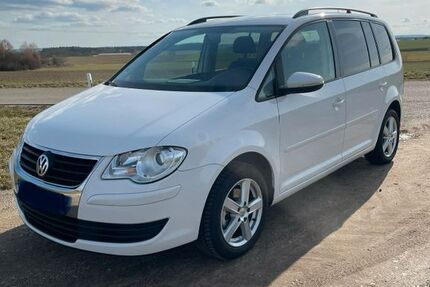 VW Touran 178.000 km 5.000 &euro; Freystadt 92342
