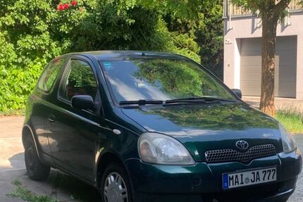 Toyota Yaris 228.137 km 2.600 &euro; Landshut 84034