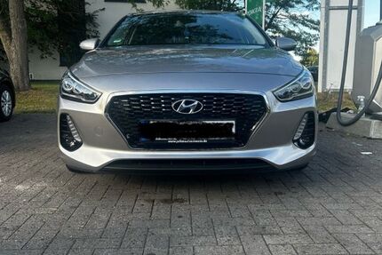 Hyundai i30 100.000 km 12.900 &euro; Bremen 28213