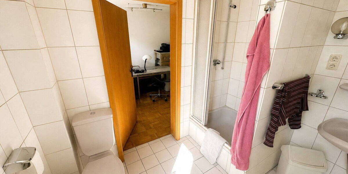 Doppelhaushälfte Mülheim an der Ruhr Mitte-Ost - 7 Zimmer, 142 m&sup2;, 450.000&euro; | Angebot:26641824
