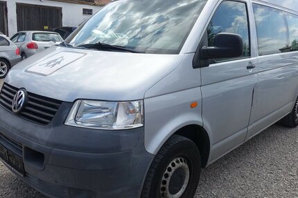 VW T5 Transporter Kombi-Hochdach Auffahrrampe 9-Sitze 400.062 km 6.950 &euro; Neumarkt/OPf 92318