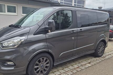 Ford Tourneo Custom 28.500 km 37.800 € Satteldorf 74589