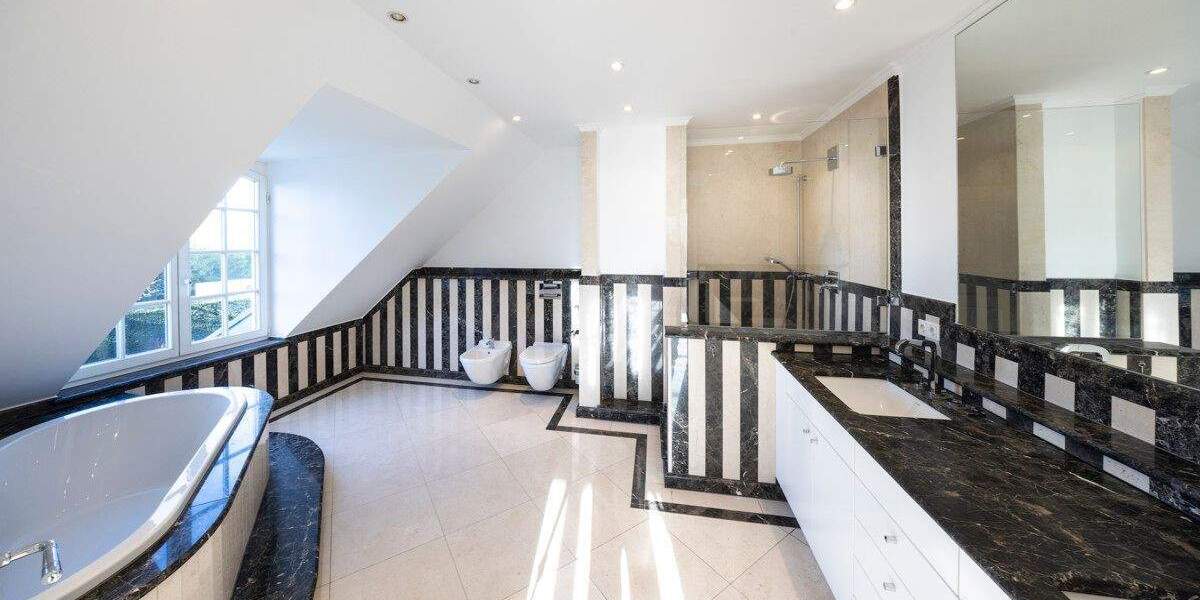 Doppelhaushälfte Meerbusch / Büderich Büderich - 7 Zimmer, 289 m&sup2;, 8.500&euro; | Angebot:23130337