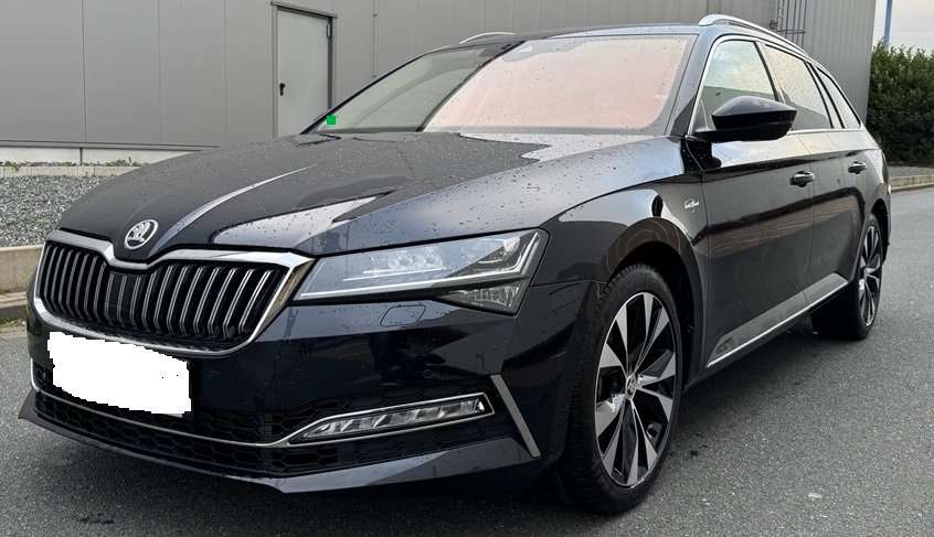 Skoda Superb 32.490 km 31.999 &euro; Hannover, Landeshauptstadt 30451