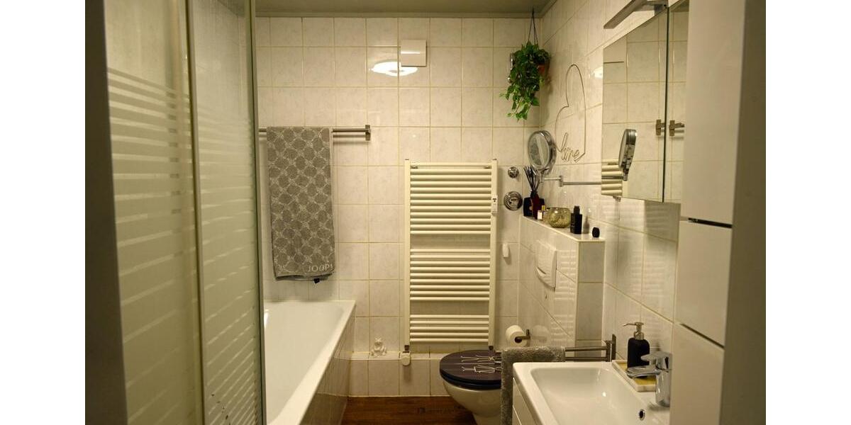 Dachgeschoßwohnung Moers Schwafheim - 3.5 Zimmer, 73 m&sup2;, 249.000&euro; | Angebot:26089785