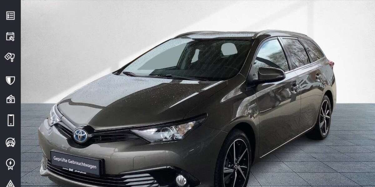 Toyota Auris 92.000 km 17.990 &euro; Lüneburg 21337