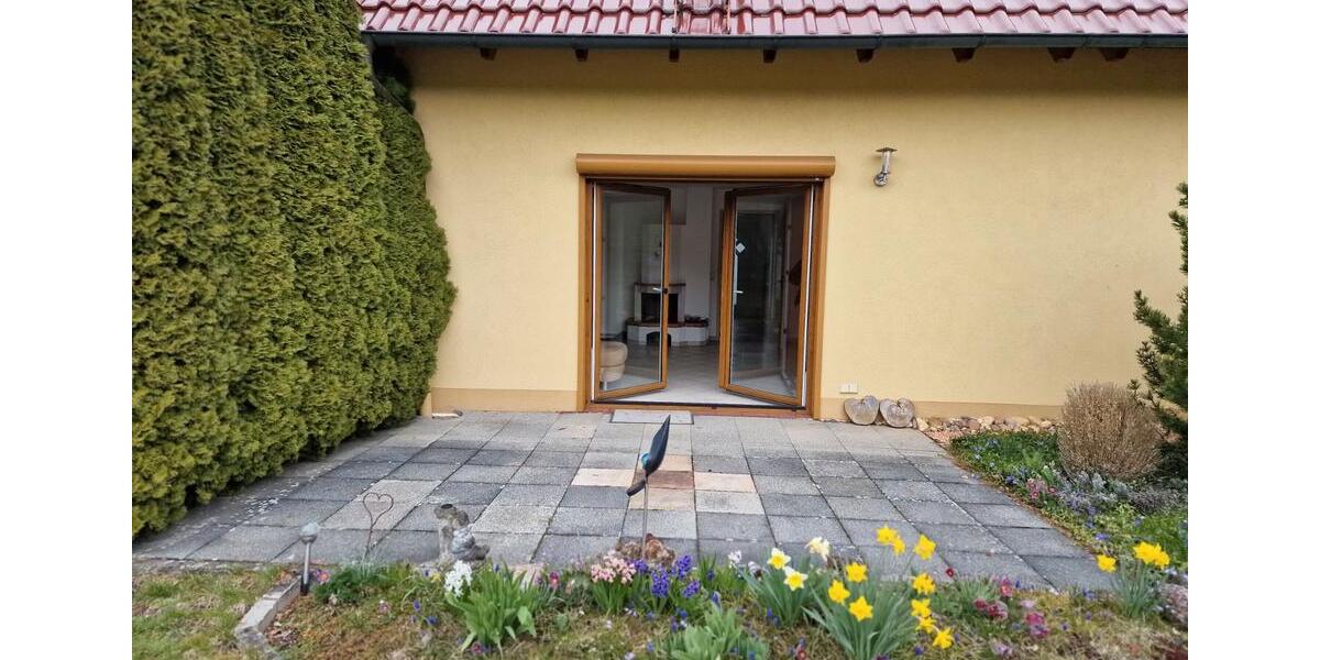 Doppelhaushälfte Wasserlosen - 2 Zimmer, 85 m&sup2;, 750&euro; | Angebot:26142215