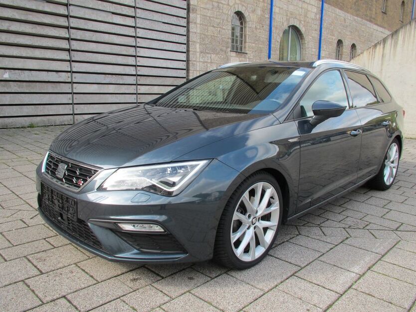 Seat Leon 78.262 km 15.450 € Würzburg 97080