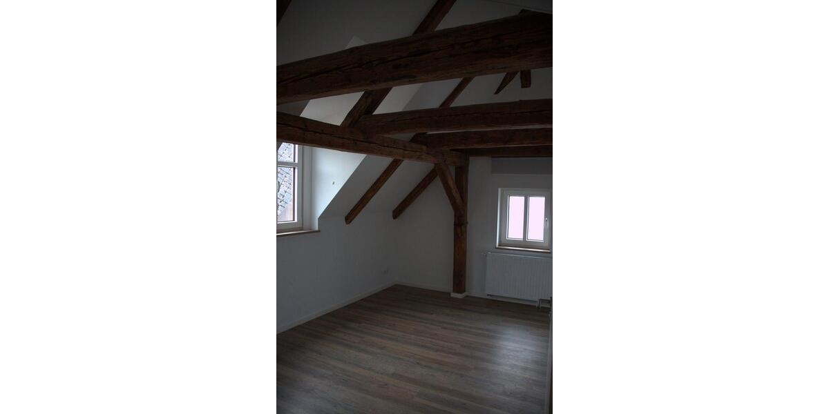 Maisonettenwohnung Windischeschenbach - 4 Zimmer, 136 m&sup2;, 1.290&euro; | Angebot:26300298