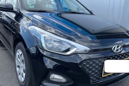Hyundai i20 49.000 km 10.590 &euro; Zell (Mosel) 56856