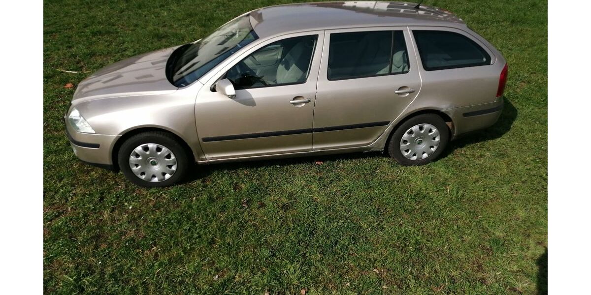 Skoda Octavia 223.526 km 1.900 &euro; Memmingen 87700