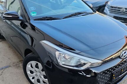 Hyundai i20 61.000 km 7.500 &euro; Kolbermoor 83059