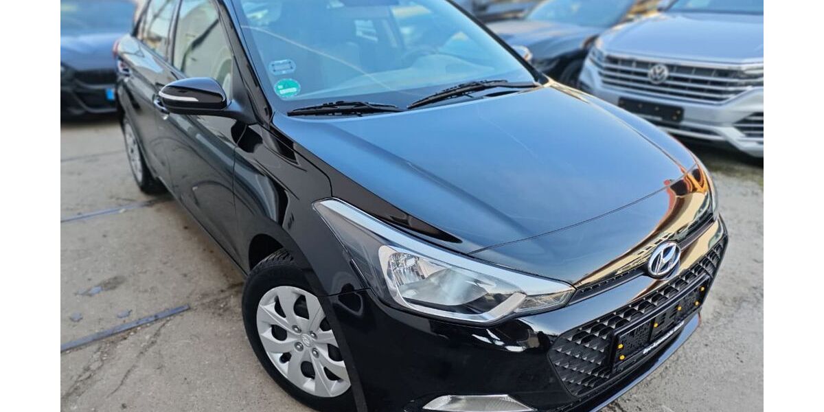 Hyundai i20 61.000 km 7.500 &euro; Kolbermoor 83059