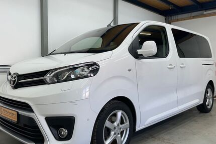 Toyota Proace (Verso) 140.000 km 21.999 &euro; Geretsried bei München 82538