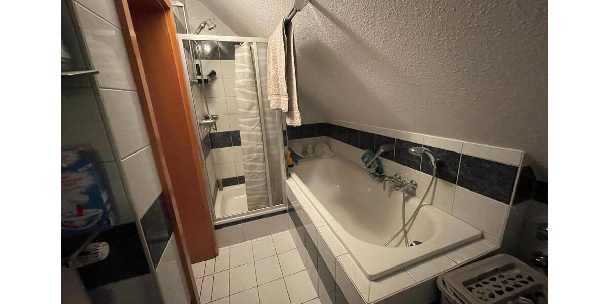 Dachgeschoßwohnung Rielasingen-Worblingen Worblingen - 2 Zimmer, 49 m&sup2;, 145.000&euro; | Angebot:26521271