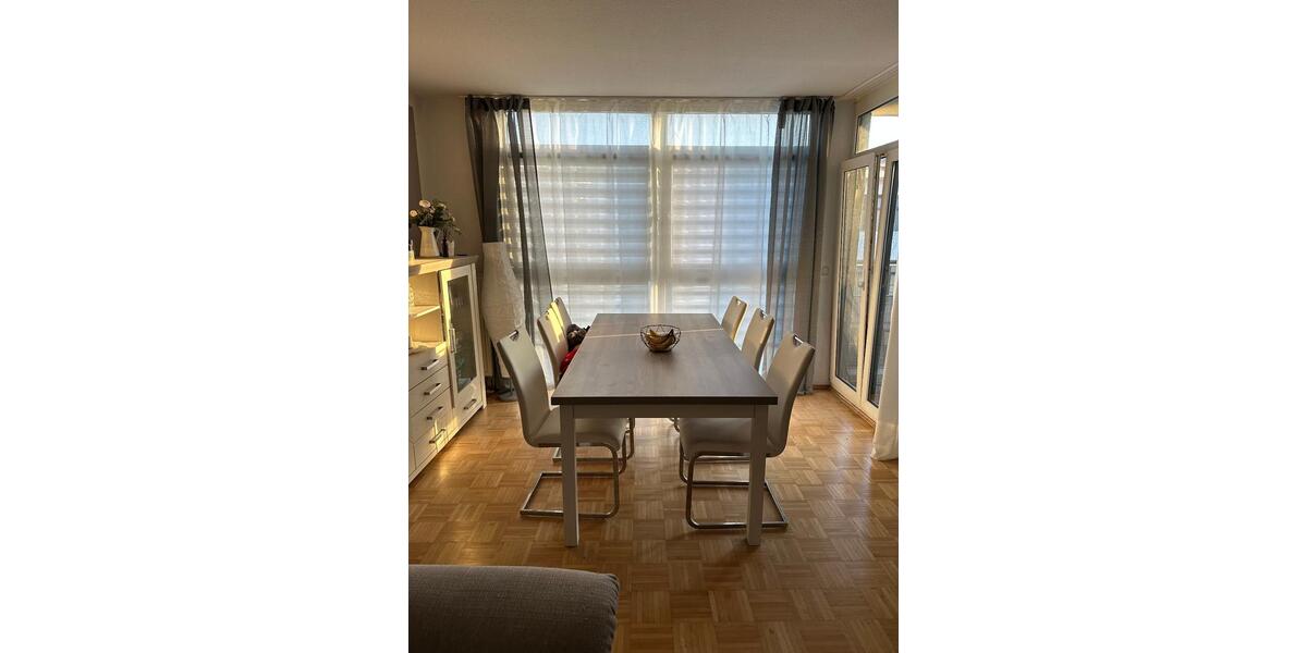 Etagenwohnung Hürth - 3 Zimmer, 69 m&sup2;, 329.000&euro; | Angebot:27137057