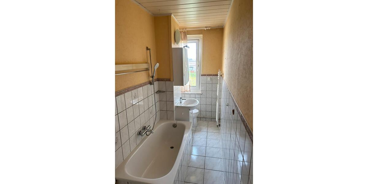 Etagenwohnung Seehausen (Altmark) - 2 Zimmer, 51 m&sup2;, 320&euro; | Angebot:24816330