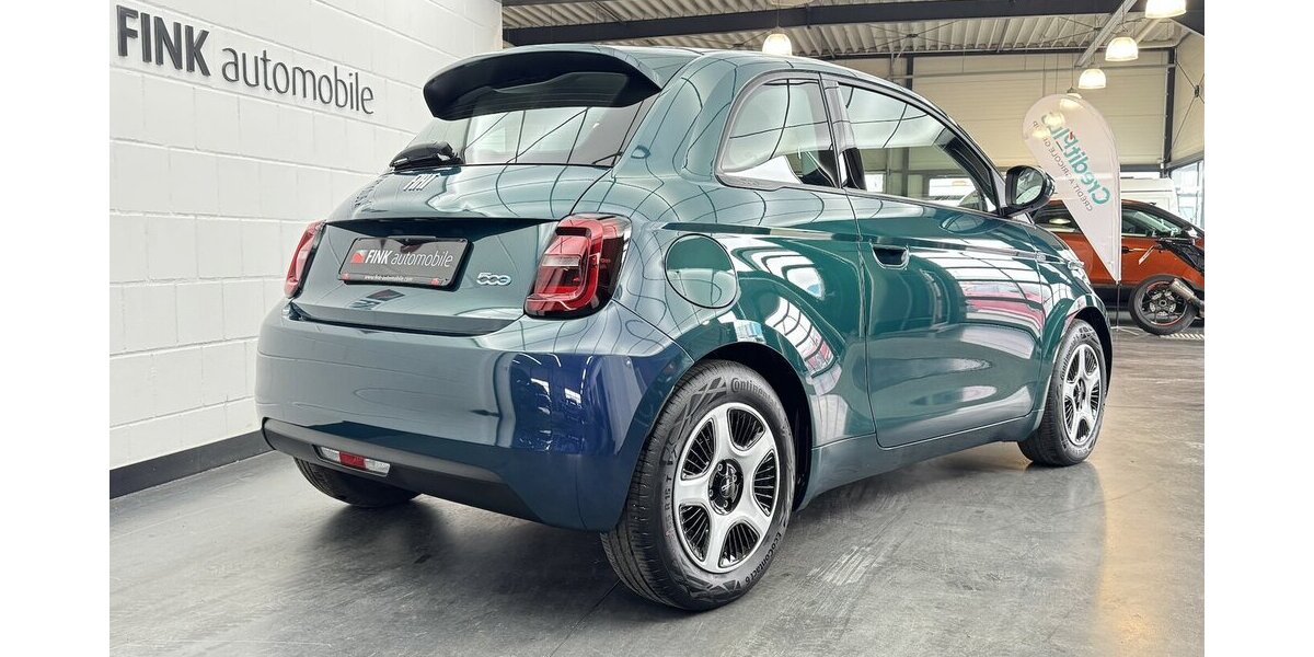 Fiat 500e Action Carplay Android Automatik 1.Hand 11.400 km 13.120 &euro; Lich 35423