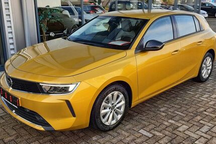 Opel Astra 18.990 km 17.990 &euro; Monschau (bei Aachen) 52156